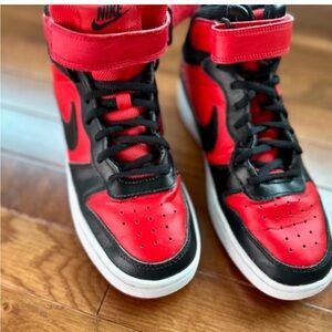 Highly Rated Nike Court Borough Mid 2 Big Kids' Shoes
Red 6Y